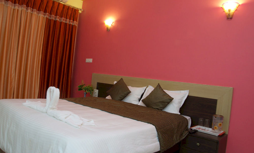 Rbr Suites Calangute Bagian luar foto
