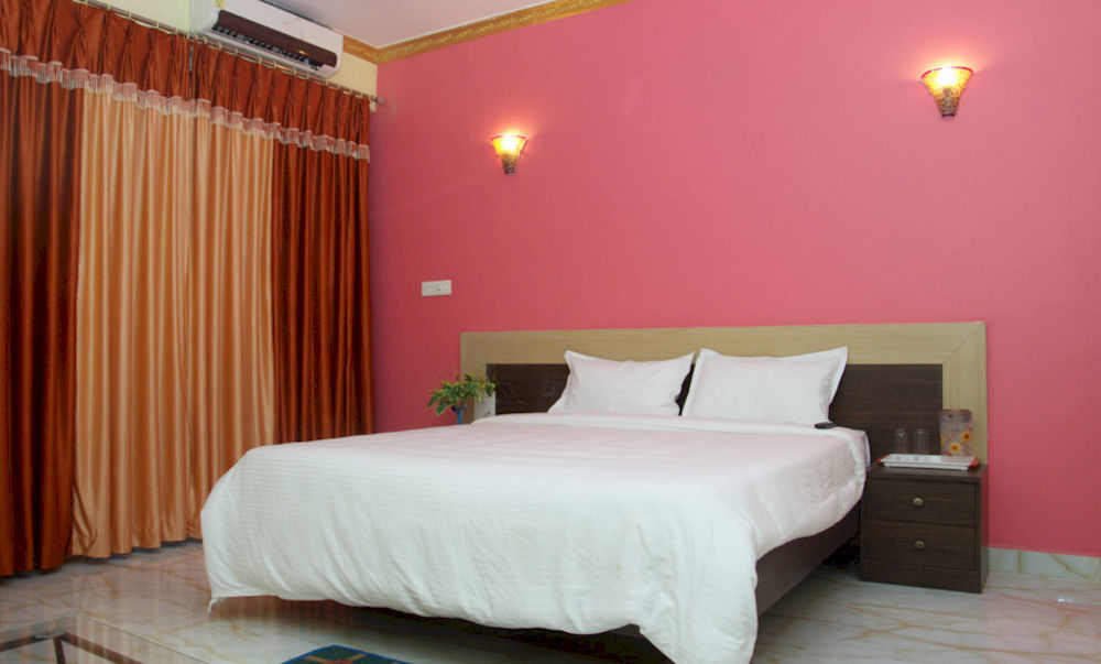 Rbr Suites Calangute Bagian luar foto