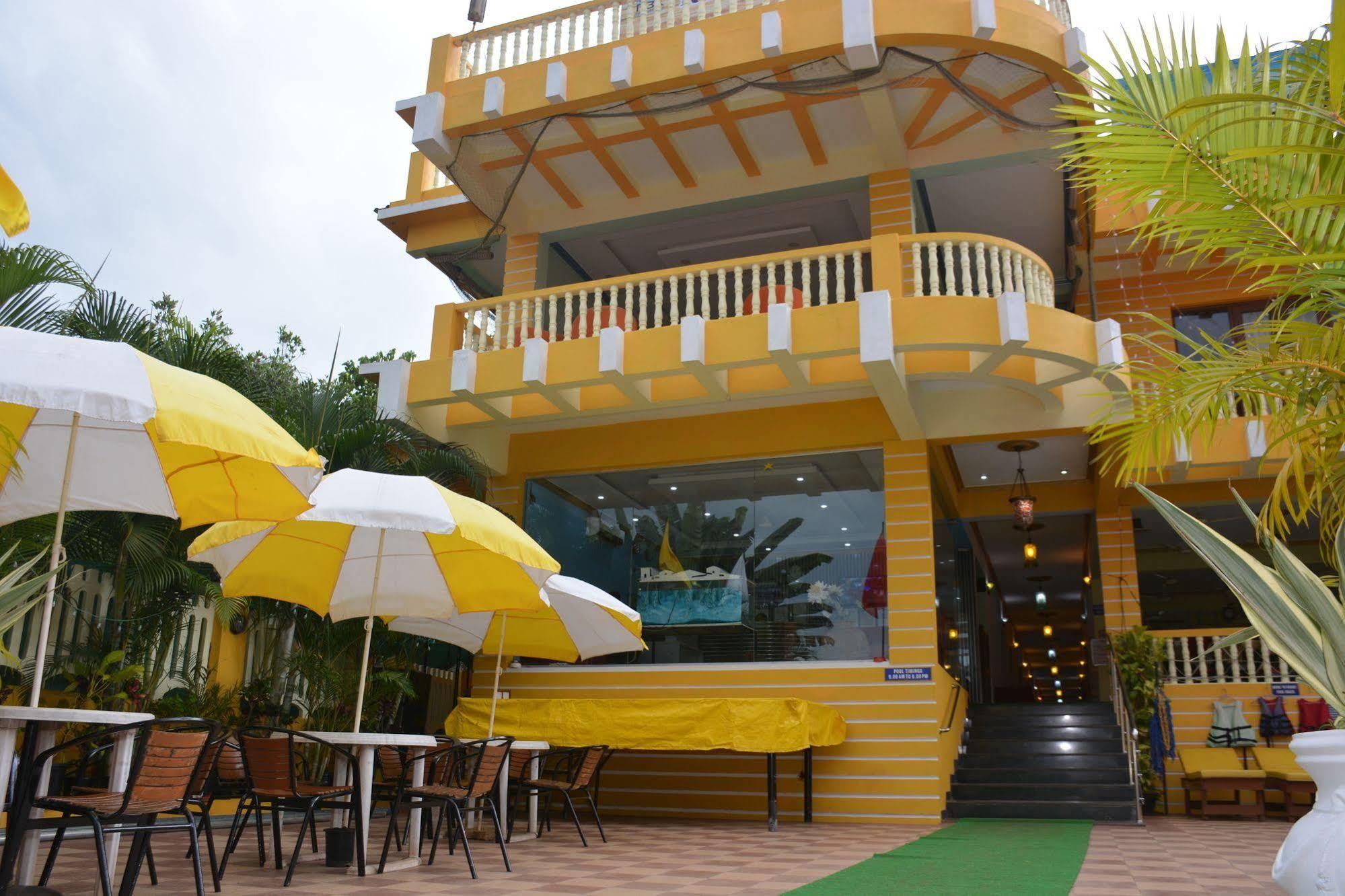 Rbr Suites Calangute Bagian luar foto